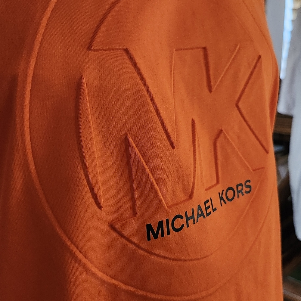 Michael Kors Bold And Vibrant Orange Embossed Short Sleeve T-Shirt In Unisex Med - Picture 5 of 12
